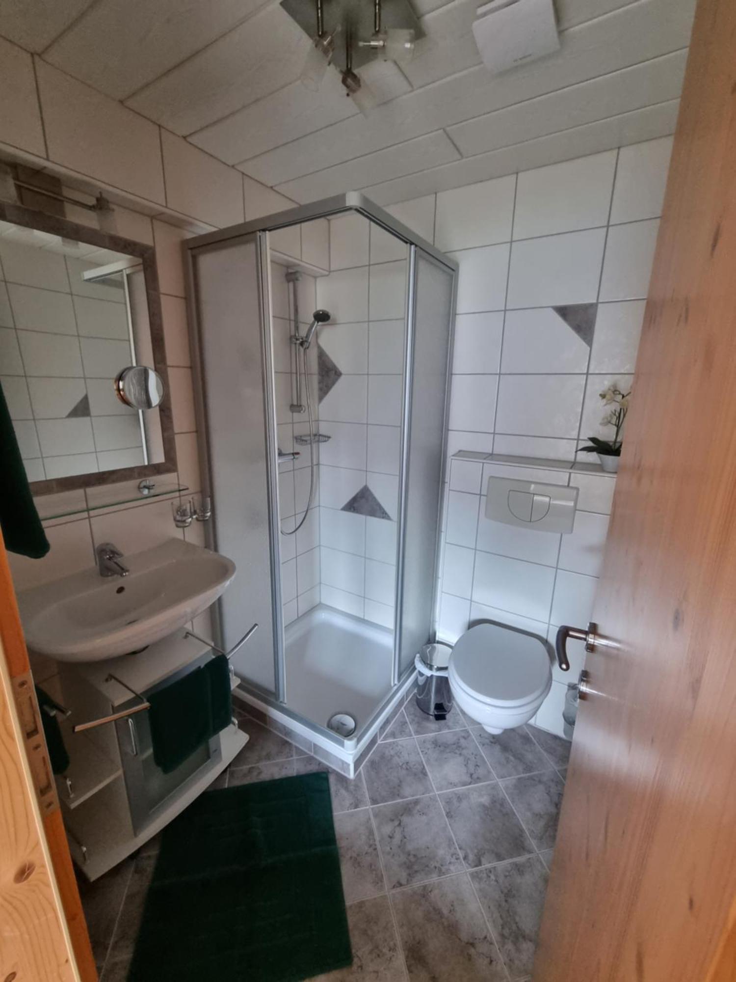 Haus Auer Apartment Йерценс Стая снимка