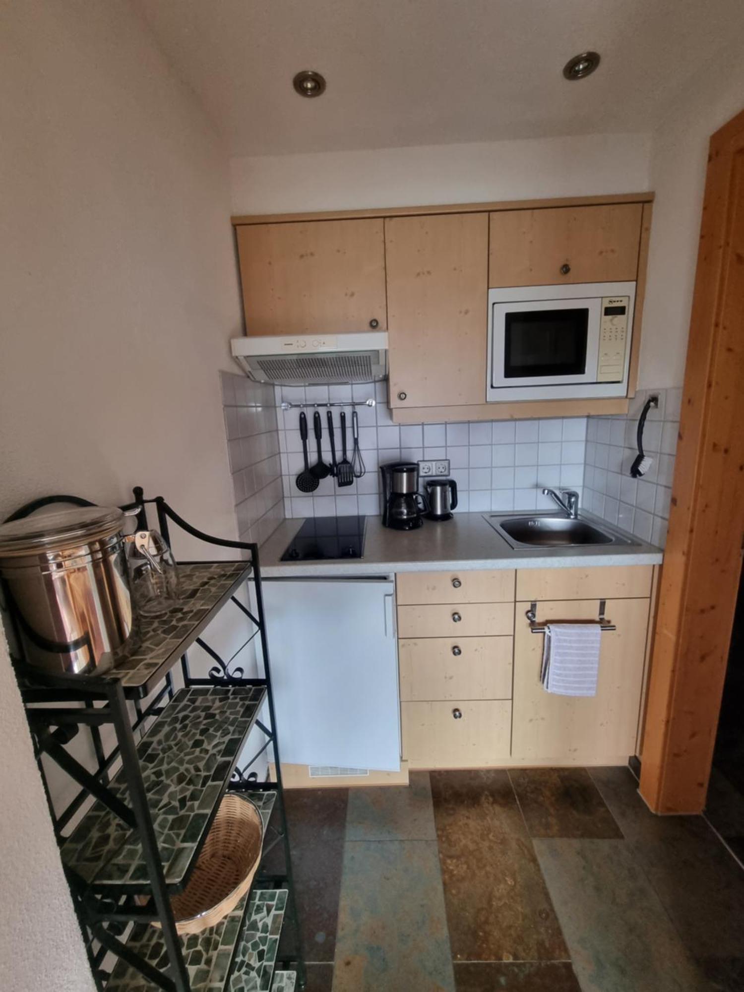 Haus Auer Apartment Йерценс Стая снимка